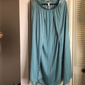 BUNDLE 3=$20 Sea foam Maxi Skirt
